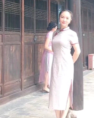 羅女士