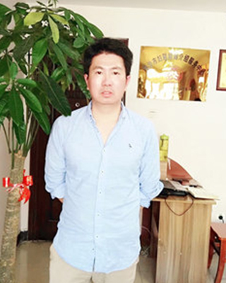 羅先生