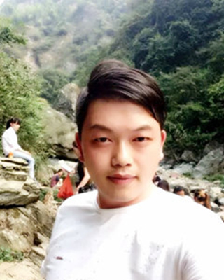    王先生