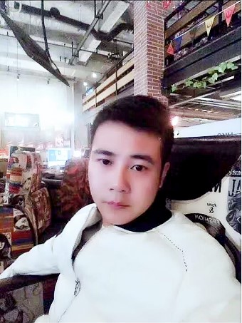 李先生