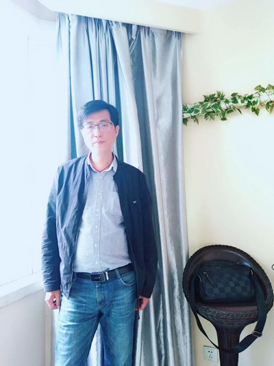 李先生
