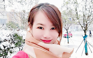何女士