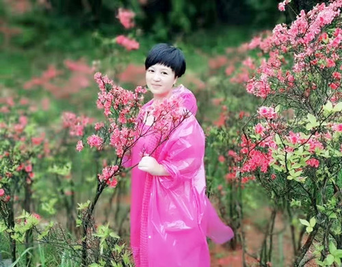 李女士