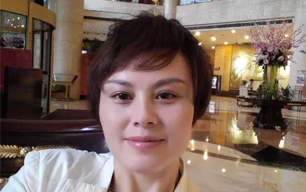 潘女士