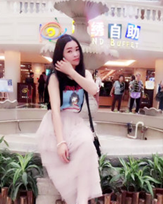 羅女士