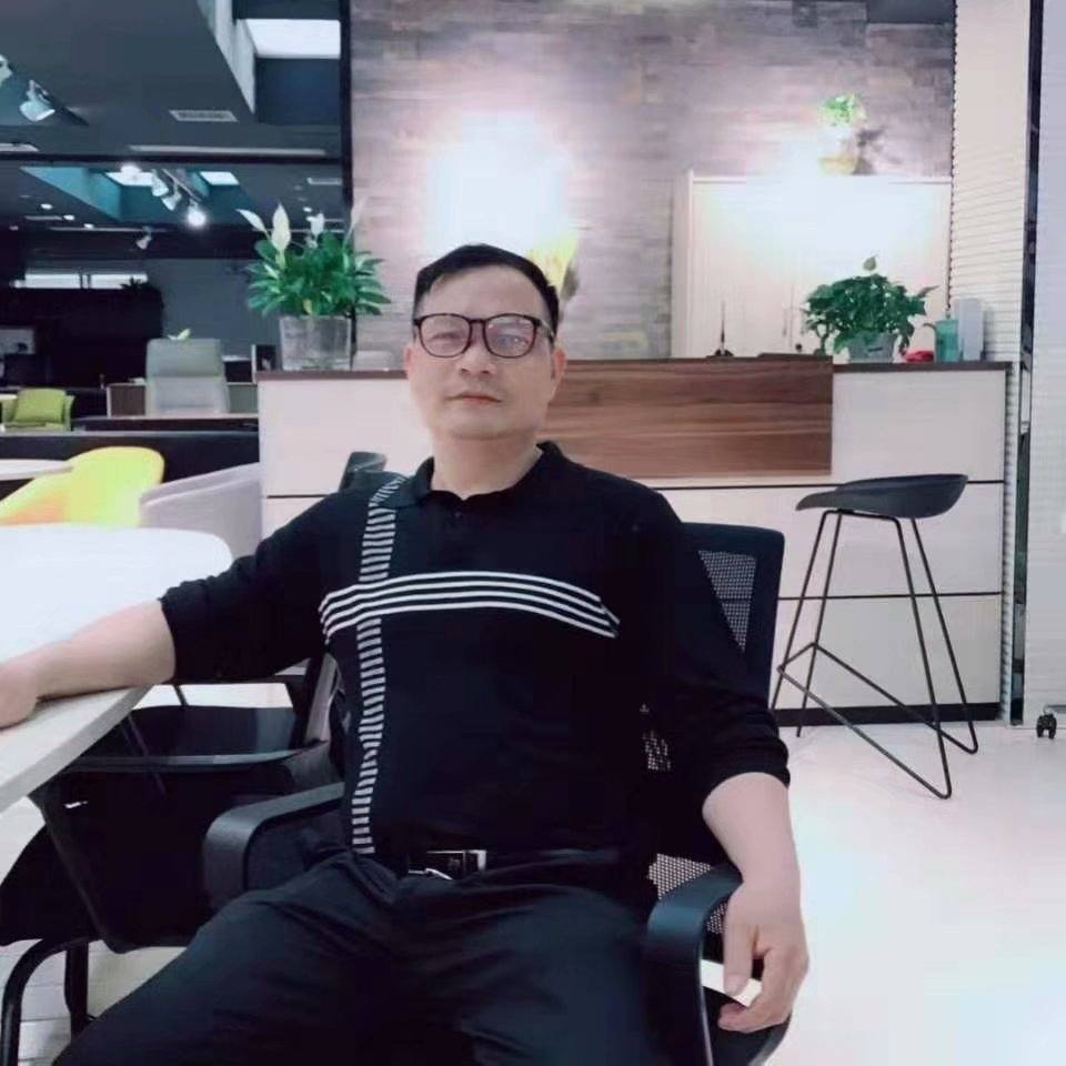 彭先生