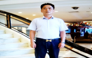 謝先生