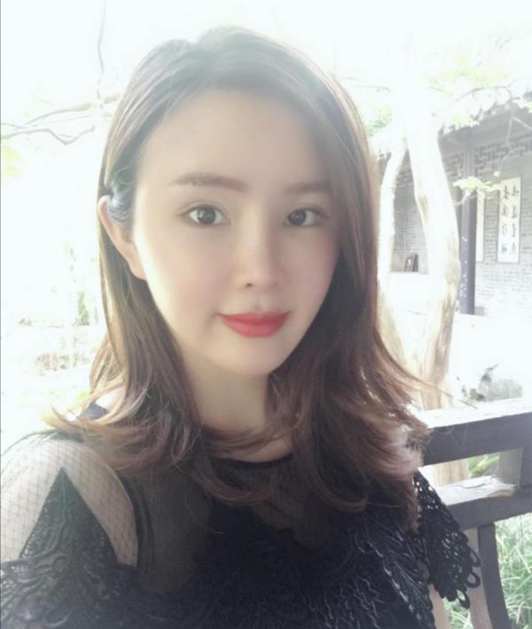 陳女士