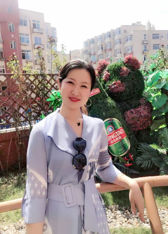 鄧女士