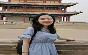 黃小姐
