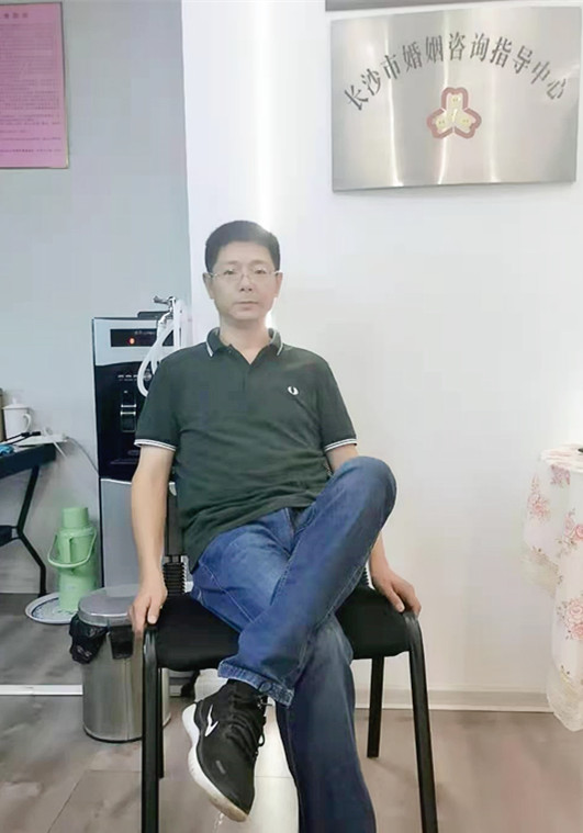 黃先生
