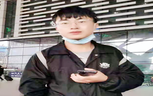 李先生97年
