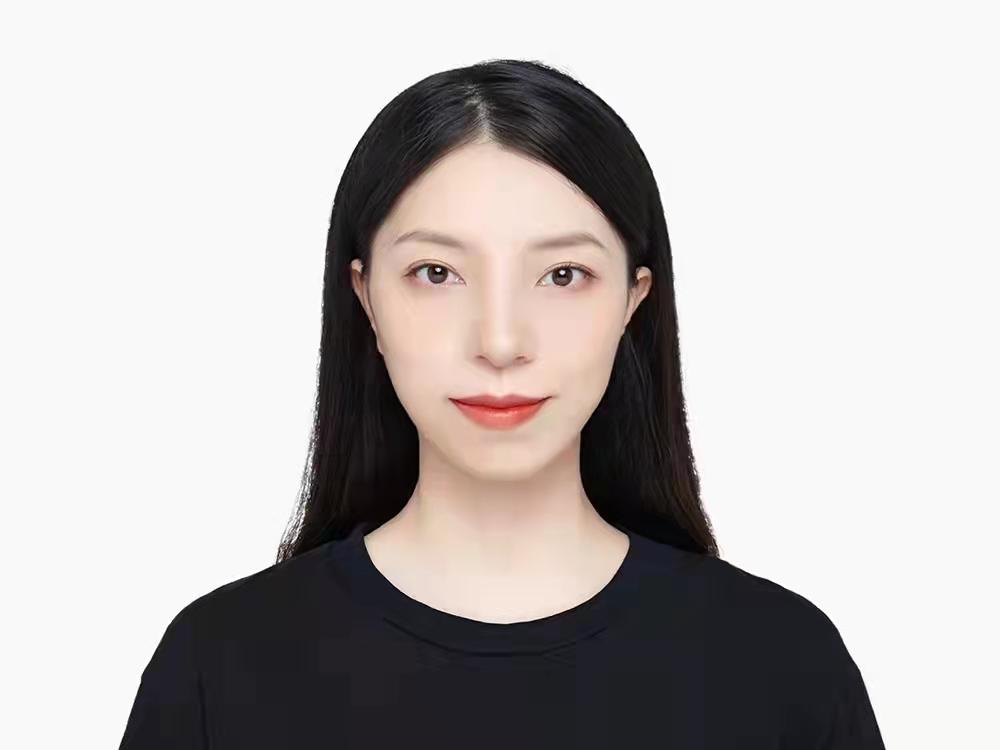 何小姐