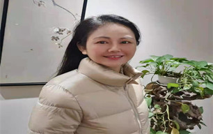 王女士