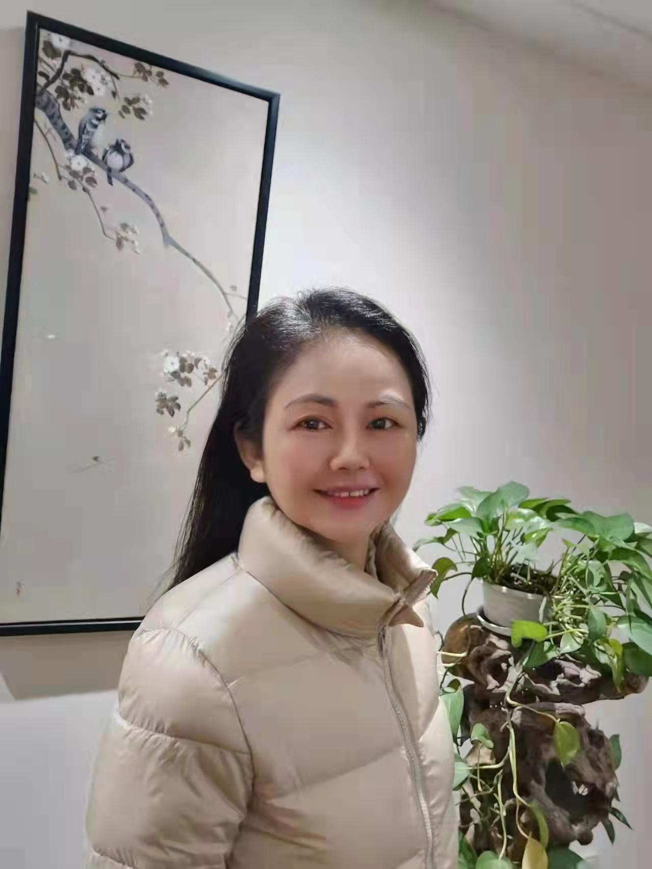 王女士
