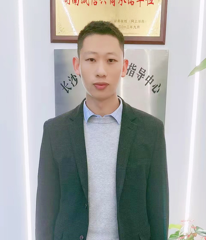 王先生