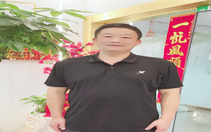 彭先生62年
