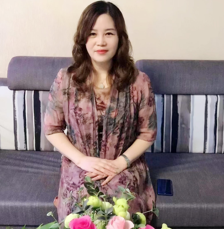 曾女士
