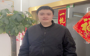 李先生
