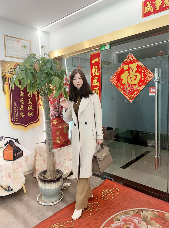 張女士