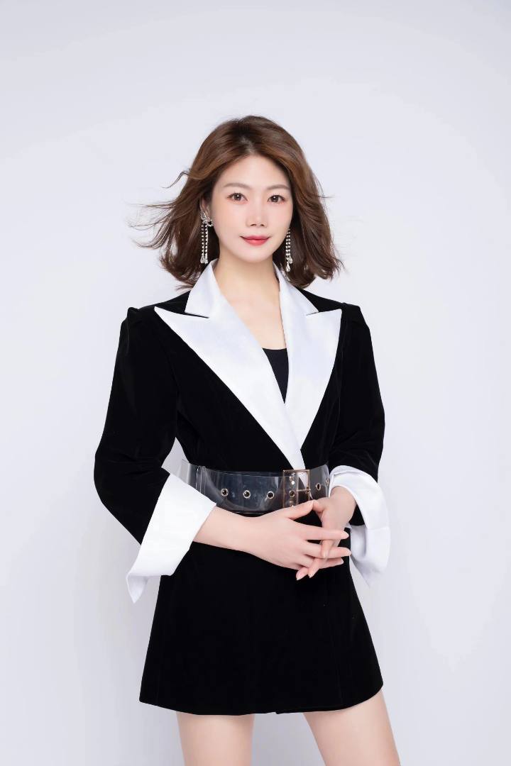 胡女士