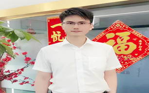 李先生