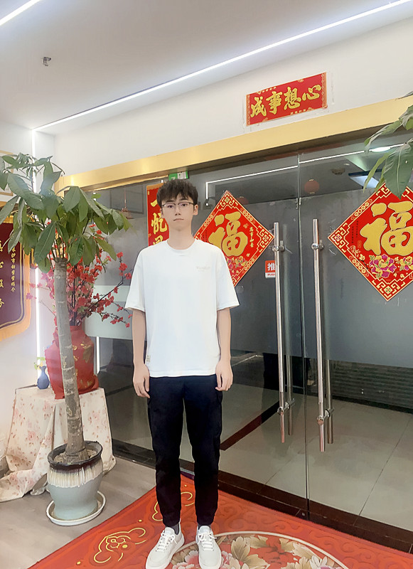 劉先生