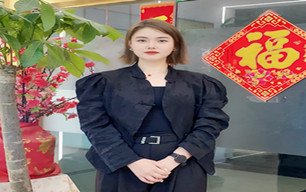 李女士