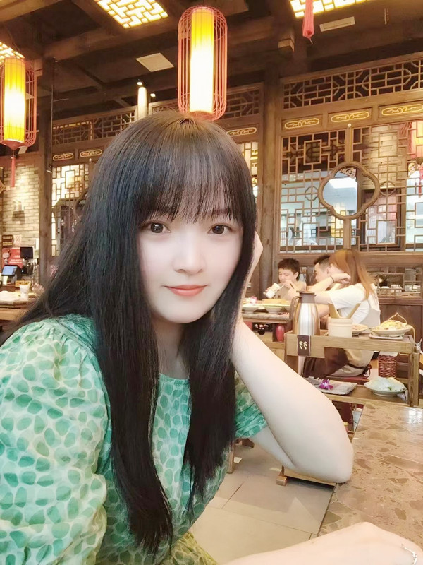 羅小姐
