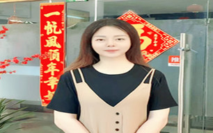 張女士