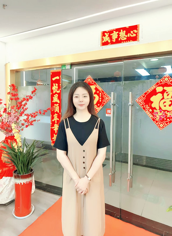 張女士