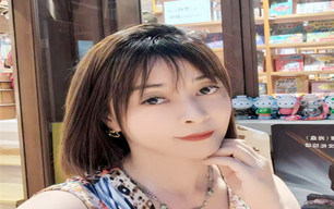 李女士