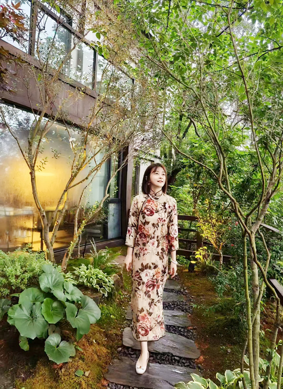 李女士