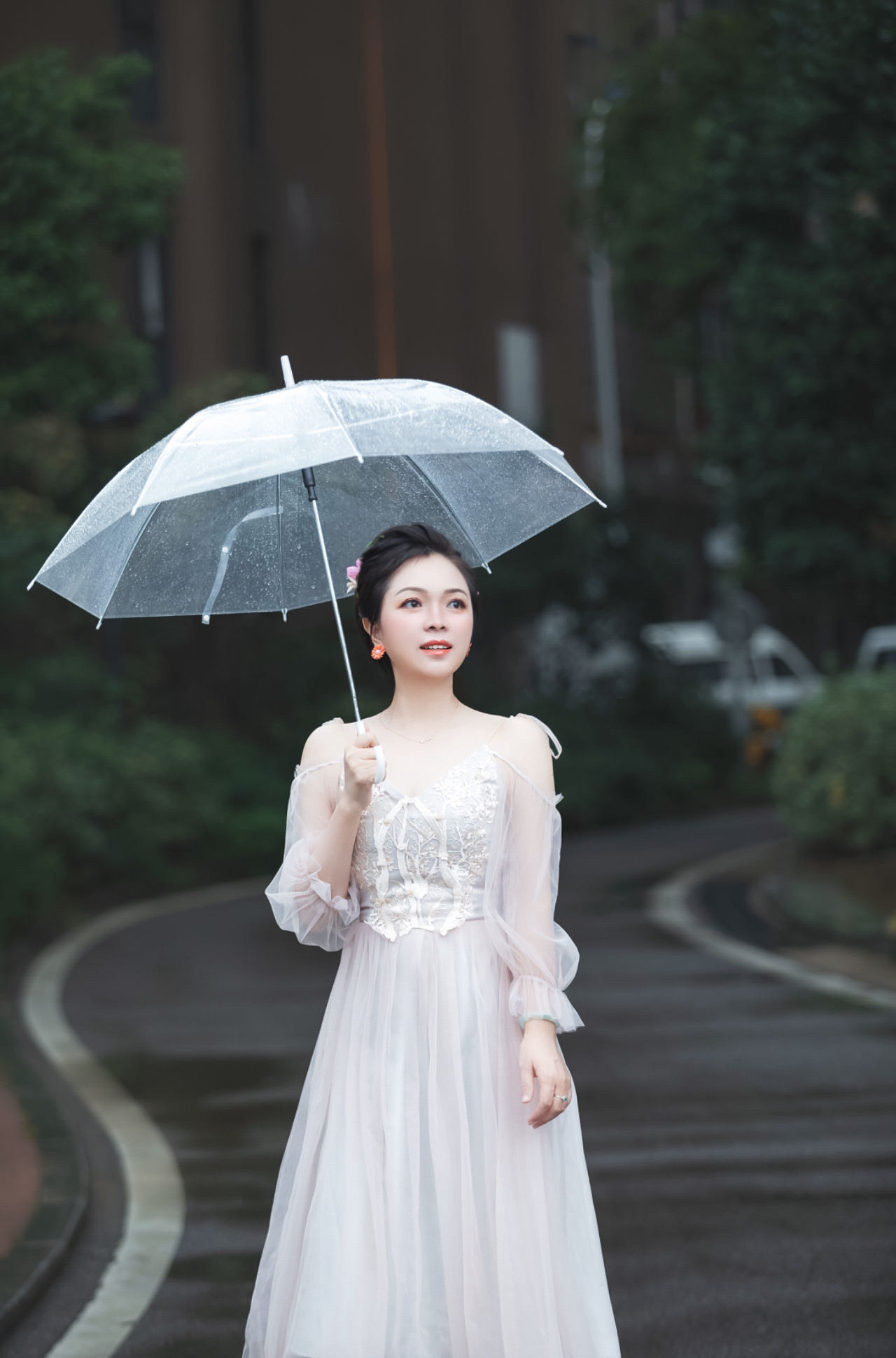 陽女士