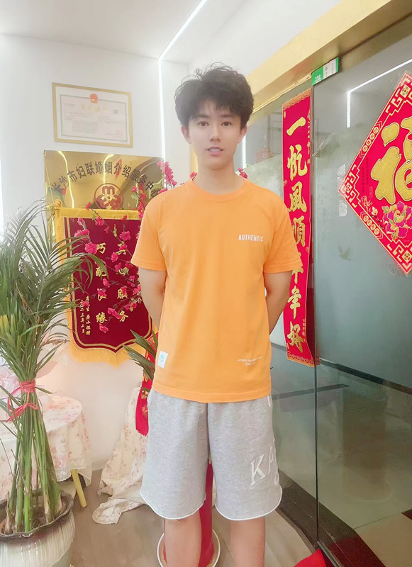 劉先生2000年