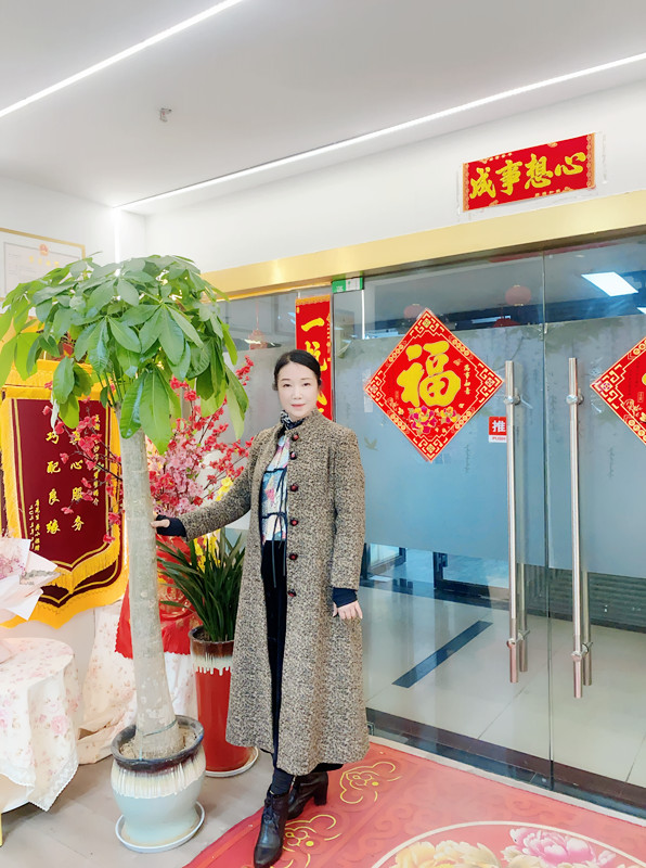 朱女士