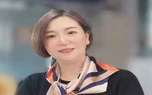 曾女士