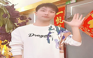 章先生