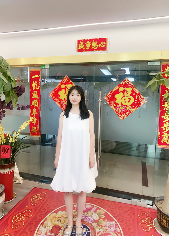 李小姐