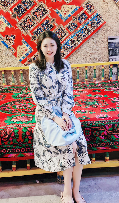 謝女士